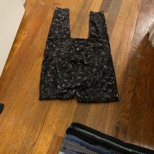 lululemon align size 6 camo black grey white 28 inch leggings